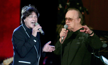 Ovako je nastala Čolina pesma "Zagrli me"! Isplivao snimak s Arsenom Dedićem posle pola veka (VIDEO)