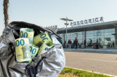 Ruskinja uhvaćena na aerodromu u Podgorici: U torbi 33.000 evra, sumnja se na pranje novca