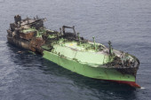 Oštećeni ruski tanker kao tempirana bomba: Već dve nedelje plovi oštećen sa 700 tona goriva, Sredozemlju preti katastrofa (VIDEO)