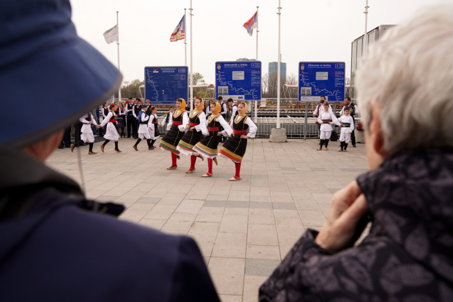 Otvorena nautička sezona u Beogradu, uplovio prvi kruzer sa turistima iz Australije