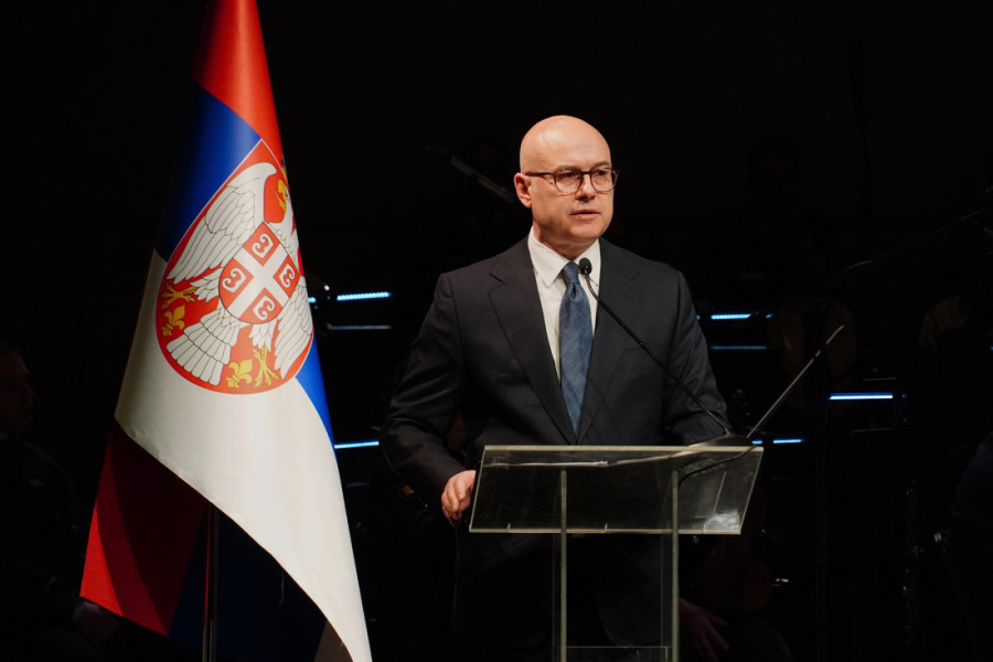 "Imamo pravo na sećanje, suzu i počast za junake": Autorski tekst Miloša Vučevića povodom 27 godina od početka agresije NATO-a na SRJ