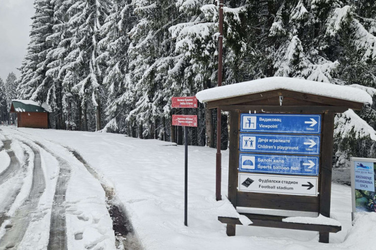 Skoro 20 centimetara novog snega! Zimska idila na Zlataru usred marta