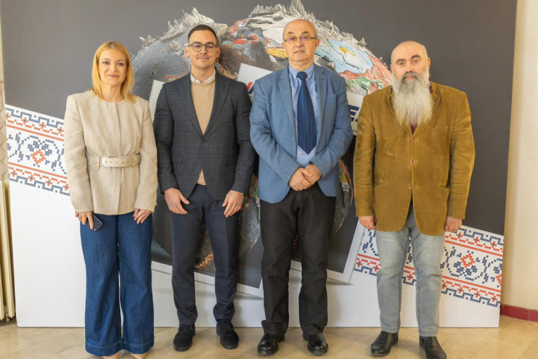 Svet na raskršću: Srpski brod u sigurnoj luci