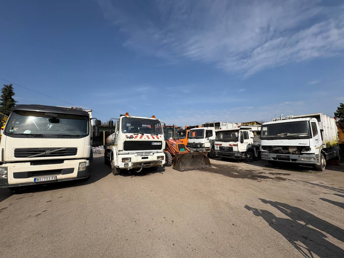 Kuli stiže podrška iz Novog Sada: Ustupljena komunalna vozila (FOTO)
