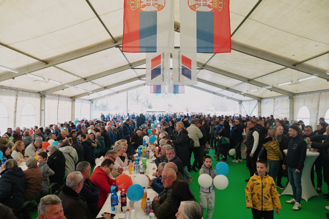 Vučević u selu Kusadak: 29. marta sačuvajmo Smederevsku Palanku, sačuvajmo Srbiju (VIDEO)