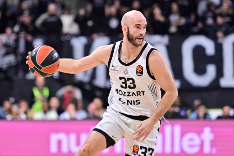 Partizan se osvetio i Parizu! Kalatesov doktorat u gradu svetlosti!