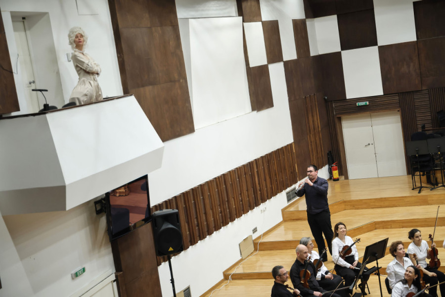 I dok je jeo supu u njegovoj glavi je svirala muzika: Beogradska filharmonija mališane upoznaje sa Mocartom na poseban način (FOTO)