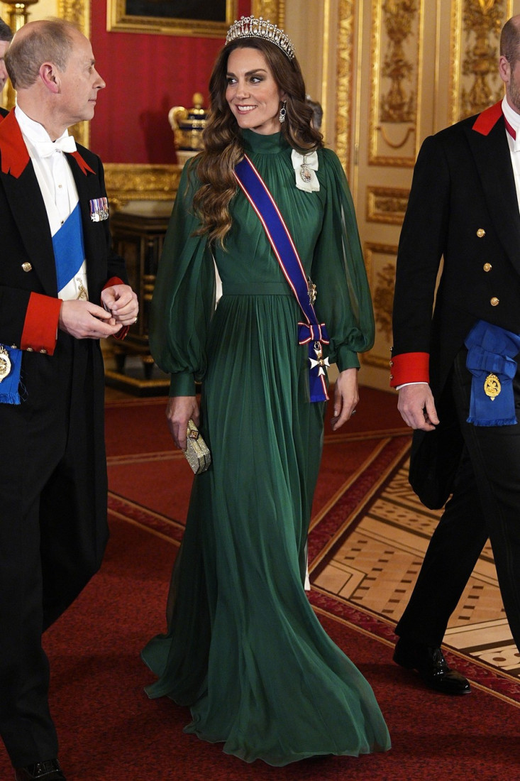 Tijara princeze Dajane ponovo ugledala svetlost dana: Pored smaragdne haljine, koju je Kejt nosila, minđuše su bile pravo iznenađenje (FOTO)