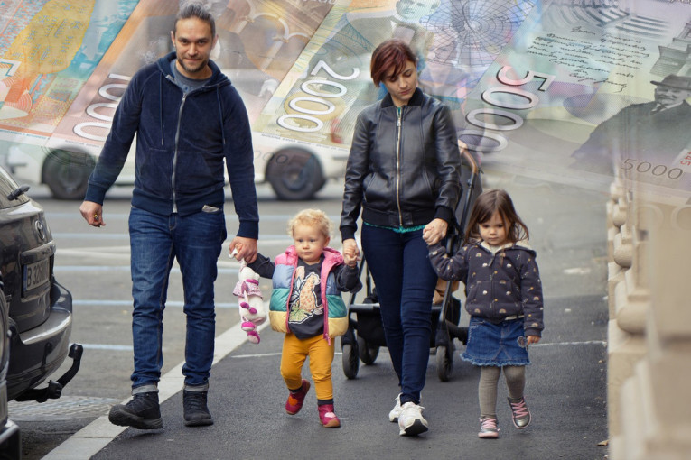 Vučić podelio odlične vesti za ovu grupu građana: Ponovo će moći da ostvare pravo na dečiji dodatak