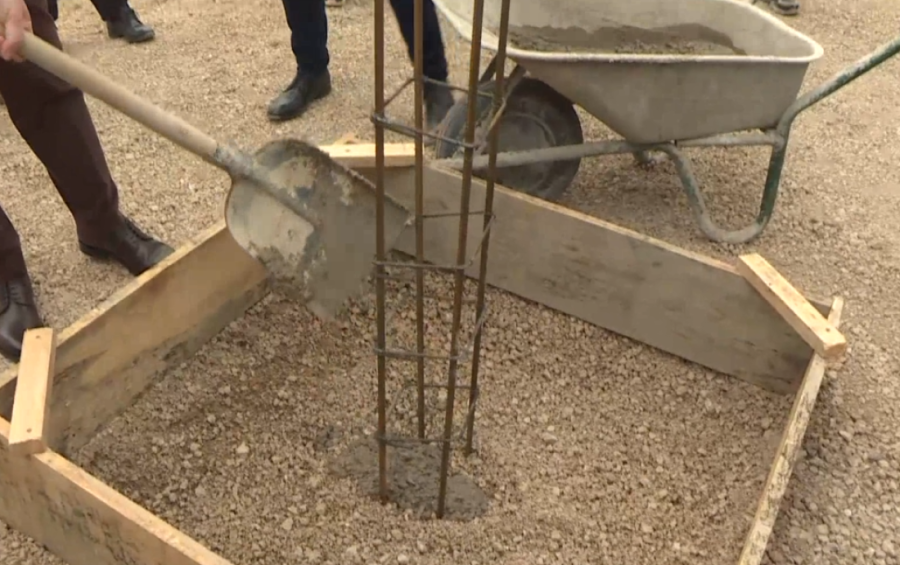 Vučević u Knjaževcu položio kamen temeljac za lovački dom: Njegova poruka dirnula sve, a evo šta je rekao o lovcima (VIDEO)