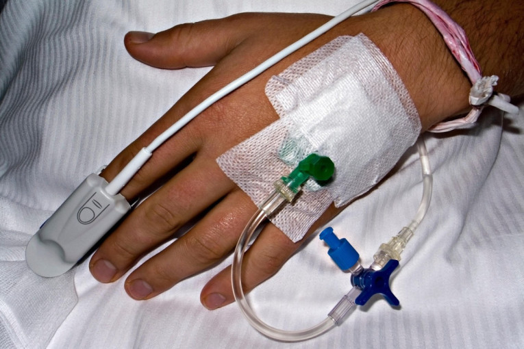 Epilog užasa u Novom Sadu: Ovo je stanje trojice povređenih mladića