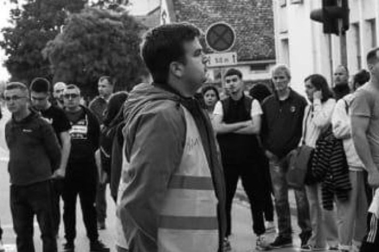 Nastavak sukoba blokadera iz studentskog pokreta iz Novog Sada i "Mladi Kula"