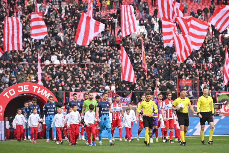 Zvezda časti najmlađe! Spremni su pokloni za sve koji dođu na "crveno-beli derbi" (FOTO)