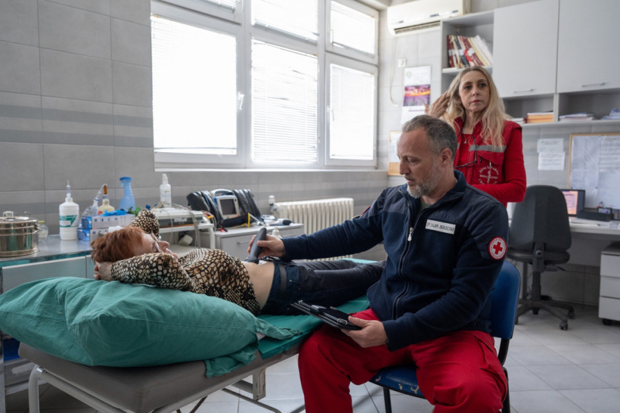 Leskovac dobio vrednu donaciju: Fondacija Mozzart i "Žena uz ženu" opremili odeljenje onkologije