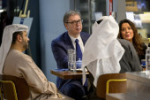 Pogledajte kako je Vučić dočekan u UAE: Zahvalio na gostoprimstvu i poručio da je u nelakim vremenima važno imati prijatelje (FOTO/VIDEO)