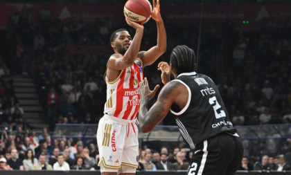 Zvezda u derbiju zalečila rane iz Atine! Dobrić i Batler odbranili crveno-belu Arenu!