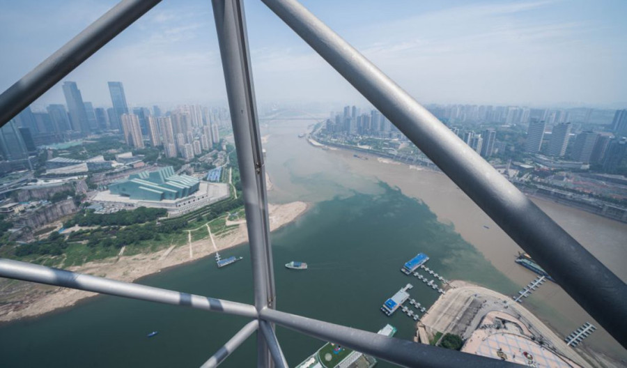 Nebeski most: Horizontalni neboder sa staklenim podom koji oduzima dah (FOTO)