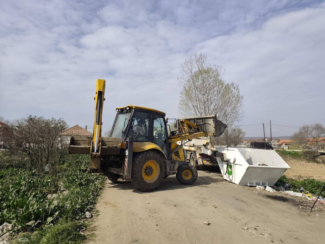 Srpska bruka: Divlja deponija očišćena, pa sutradan odmah zatrpana otpadom (FOTO)