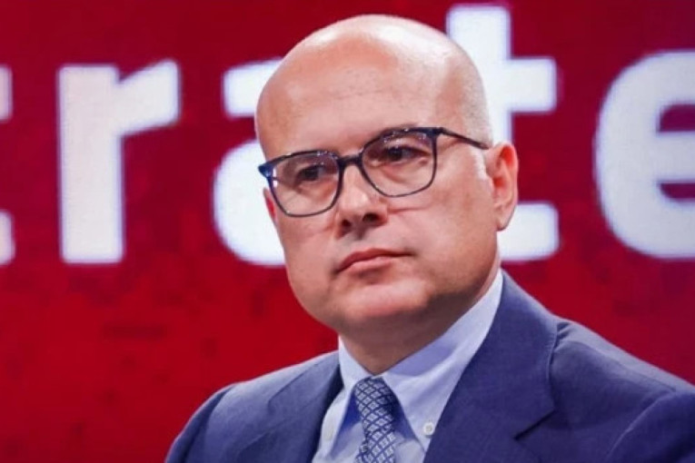 Mesarović postavila Ponoša na mesto: Lažni generale nemoj da deliš moralne lekcije, svoj Knin si ostavio na milost Piculi i sličnima