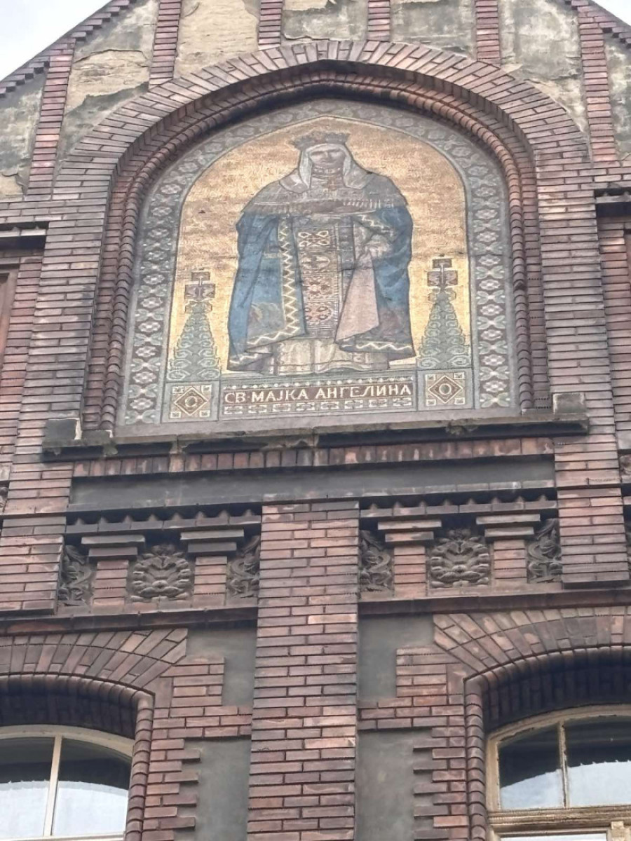 U srcu Budimpešte krije se srpska priča: Zgrada i mozaik koji čuvaju identitet (FOTO)