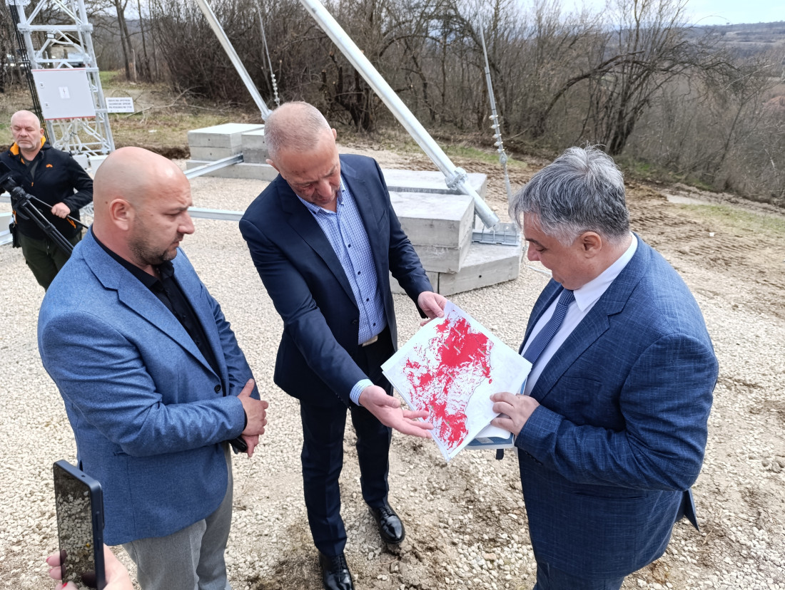 Lučić otvorio baznu stanicu kod Knjaževca: Cilj da se sva mesta u Srbiji pokriju kvalitetnom mobilnim mrežom i internetom (FOTO)