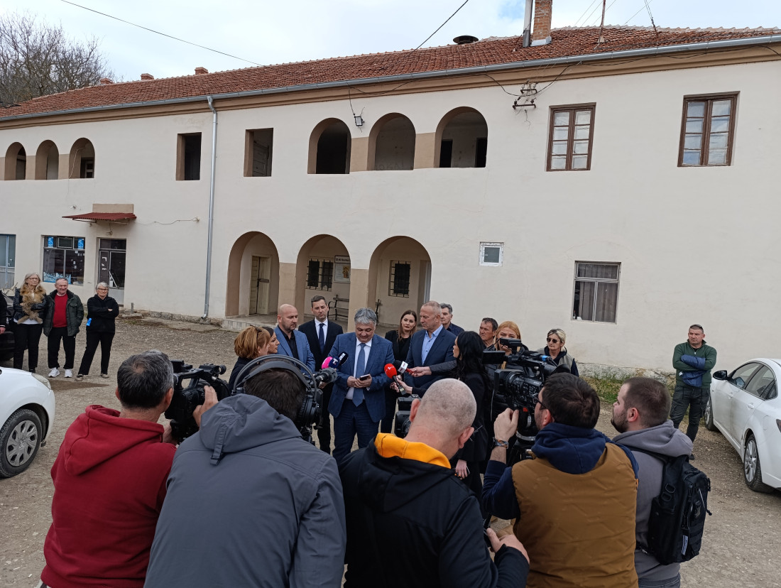 Lučić otvorio baznu stanicu kod Knjaževca: Cilj da se sva mesta u Srbiji pokriju kvalitetnom mobilnim mrežom i internetom (FOTO)