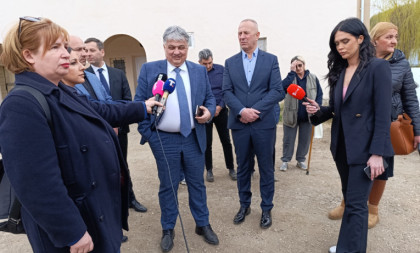 Lučić otvorio baznu stanicu kod Knjaževca: Cilj da se sva mesta u Srbiji pokriju kvalitetnom mobilnim mrežom i internetom (FOTO)