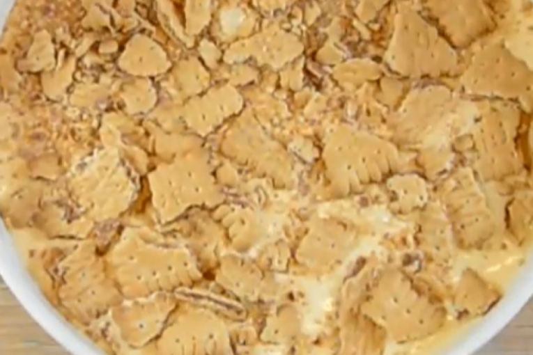 Recept dana: Kolač sa keksom i čokoladom se lako pravi, a toliko je ukusan da će svi tražiti repete