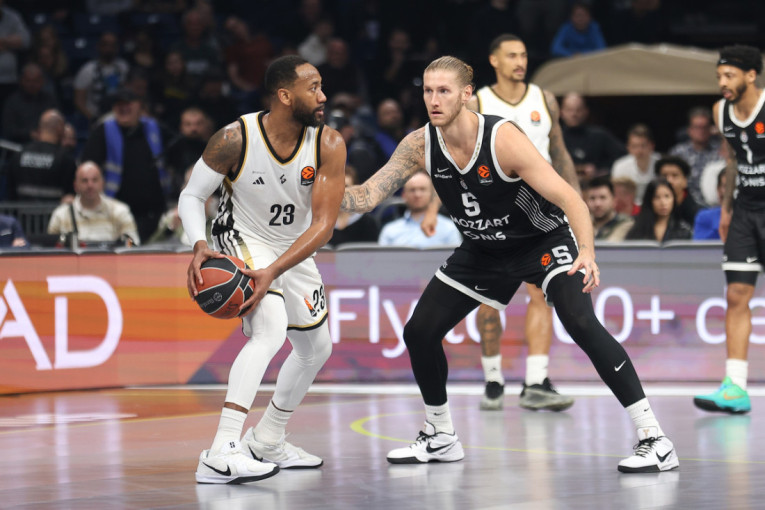 Partizan vratio još jedan dug! Džons srušio Asvel u poslednjoj sekundi!