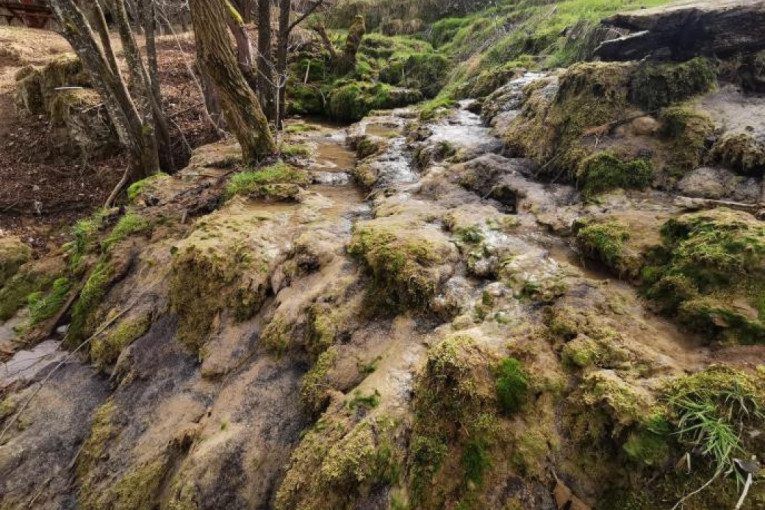 Rajski slapovi Srbije kriju lekovite tajne: Taorska vrela, vodenica i prizor koji ostavlja bez daha! (FOTO)
