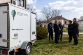Boru još jedna merna stanica za praćenje kvaliteta vazduha: Ministarka predala i "smećar" i opremu za sakupljanje otpada