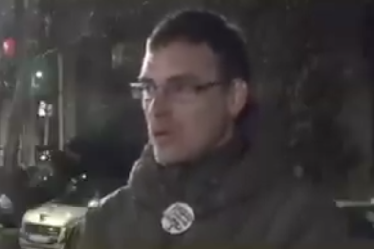 Stao mu mozak uživo: Predstavnik liste iz Sevojna pokazao kako izgleda kad neznanje želi na vlast (VIDEO)