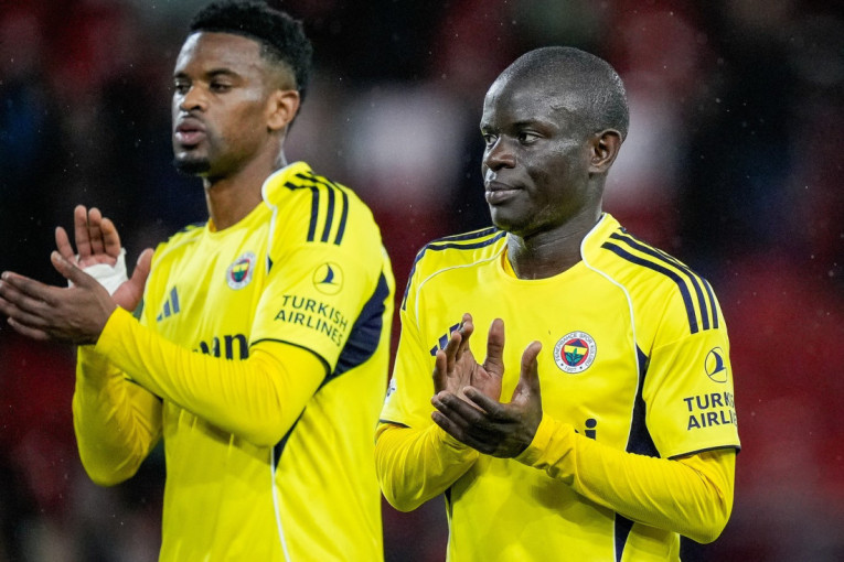 UEFA kaznila Fenerbahče: Turci bez navijača na sledećem evropskom gostovanju!