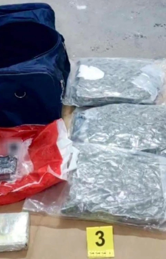 Velika zaplena u Novom Sadu! Uz kokain i amfetamin, nagazne mine, pištolji... (FOTO)