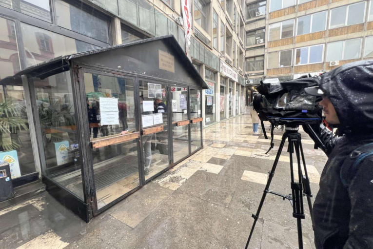 Stigli šefovi sa Filozofskog fakulteta: Dekan Sinani doveo svoju ekipu u policiju