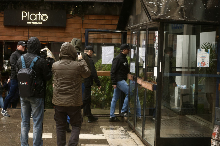 Pripadnici UKP po nalogu VJT u Beogradu ušli u zgradu Rektorata! Evo šta se proverava