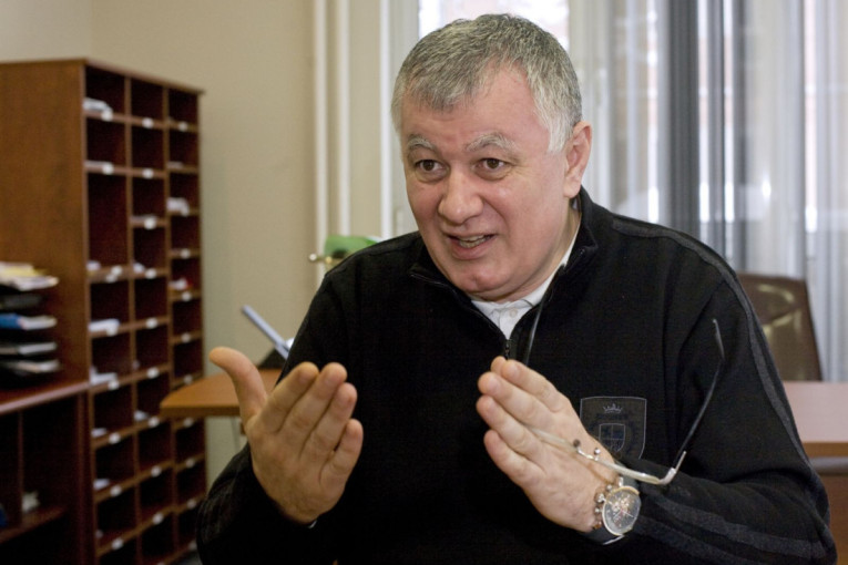 Fotografija koju svi traže: Ovo je bio Miša Omega!