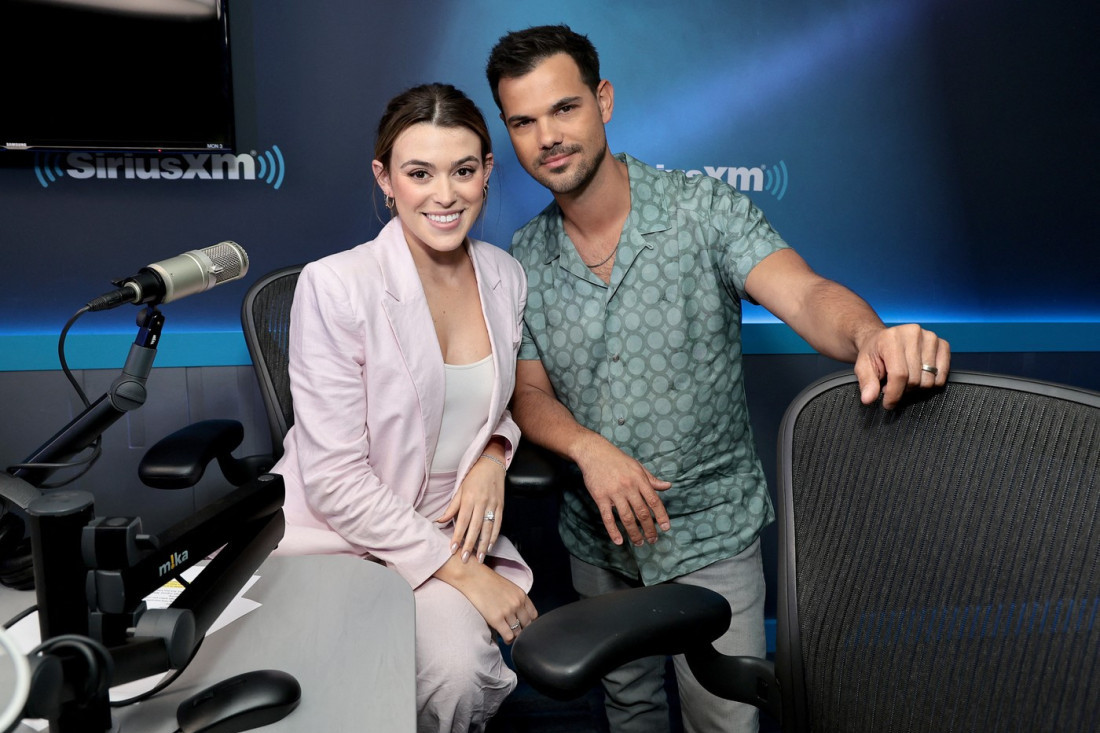 Zvezda "Sumrak sage" Tejlor Lautner prvi put postaje tata! Fotografija o kojoj se priča (FOTO)