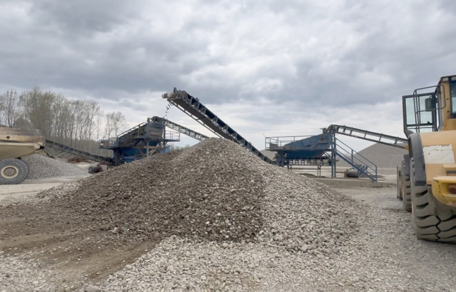 Ekocid na Drini i Jadru: Uhapšen Lozničanin zbog nelegalne eksploatacije sirovina (VIDEO)