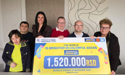 Završena humanitarna kampanja "Svet je lepši u šarenim čarapama"
