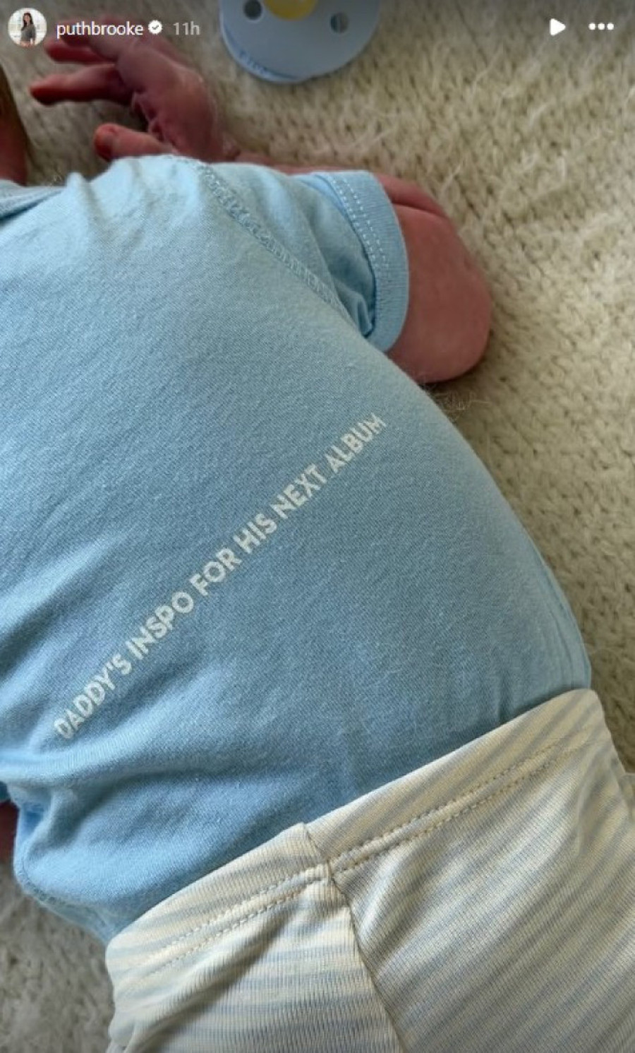 Porodila se žena Čarlija Puta! Evo koje su ime odabrali za bebu (FOTO)