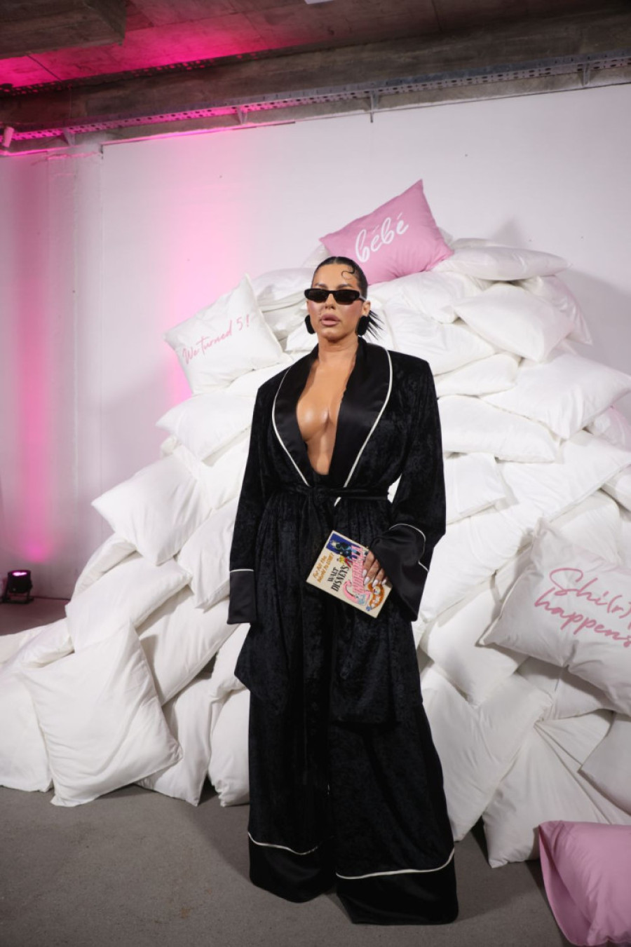 Dekolte u prvom planu! Seka Aleksić privukla svu pažnju, pa progovorila o estetskim zahvatima (FOTO)