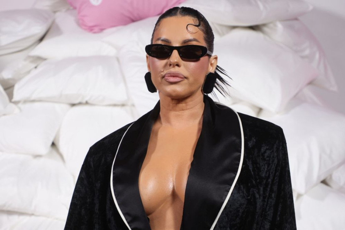 Dekolte u prvom planu! Seka Aleksić privukla svu pažnju, pa progovorila o estetskim zahvatima (FOTO)