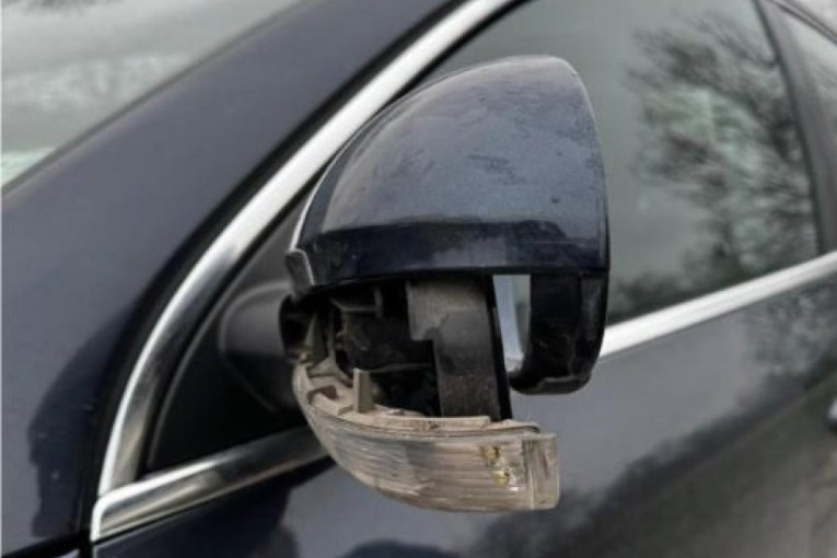 Stravičan  snimak: Deset blokadera napalo Vukašina Đokovića (FOTO/VIDEO)