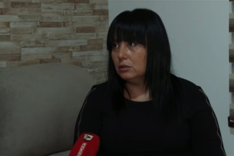 Radojka o iživljavanju blokadera u Aranđelovcu: Moje koleginice su tukli po glavi i telu, a mene su čupali za jaknu! (FOTO/VIDEO)