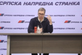 Vučić: "SNS pobedila u svih 10 opština, uspeli smo da odbranimo Srbiju"