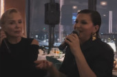 Viktor Živojinović proslavio rođendan: Majka mu zapevala ovu posebnu pesmu sa koleginicom! (FOTO)