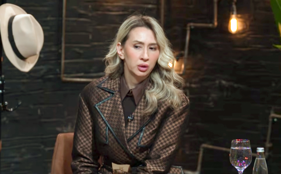 "Čovek je platio hiljade evra da stavljam krofne u grudi!" Bivša striptizeta otkriva sve fetiše Srba!