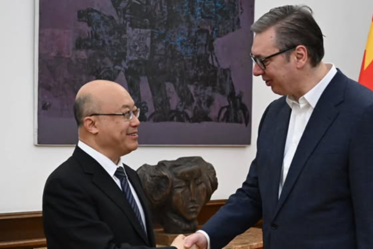 Vučić se sastao se sa članovima delegacije kineske provincije Hebei: Srbija visoko ceni čelično prijateljstvo sa Kinom i predsednikom Sijem