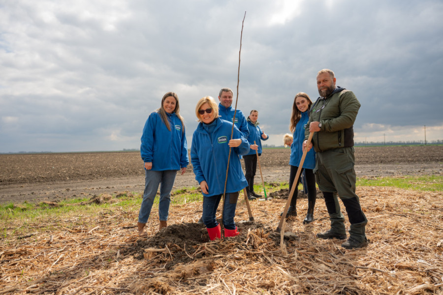 Stotine novih stabala za zdraviju budućnost: Imlek obeležio Svetski dan šuma akcijom pošumljavanja i sadnjom preko 270 topola